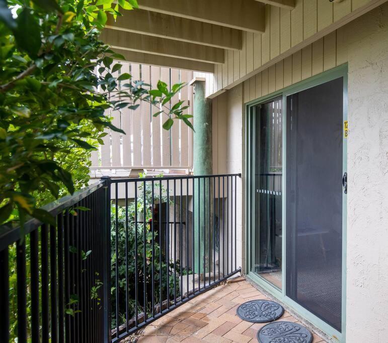 Gorgeous Studio + 100M To Beach + Pool Point Lookout Eksteriør billede